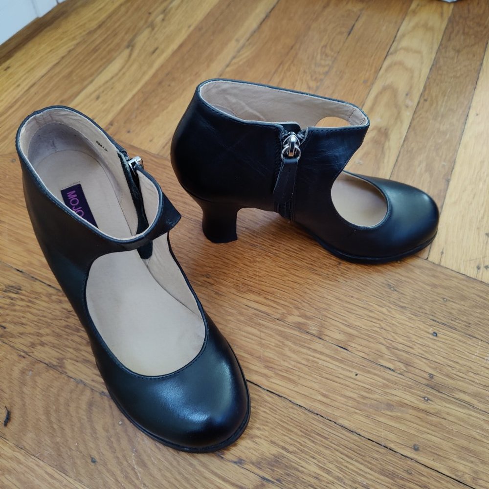 ❌SOLD❌ Mojo Moxy Women's Hampton Dress Pump W6